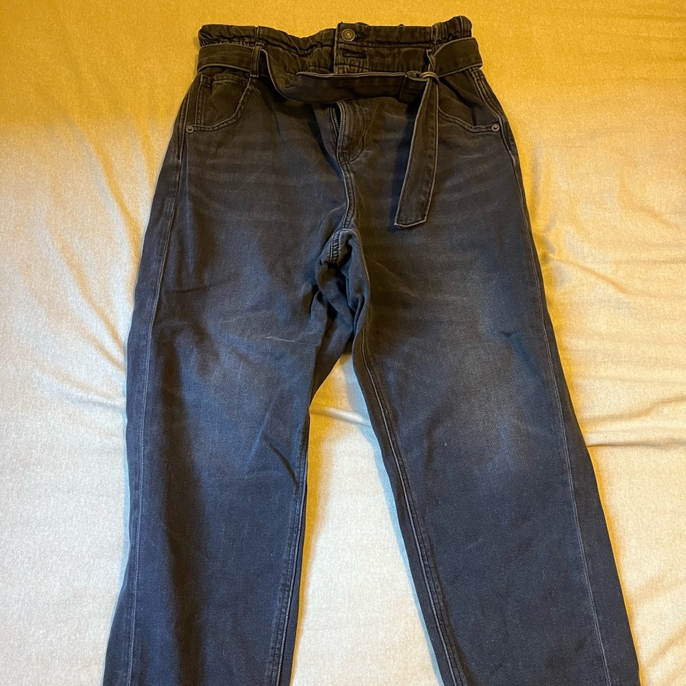 American Eagle highest rise mom jean black w/ belt - size 10 short